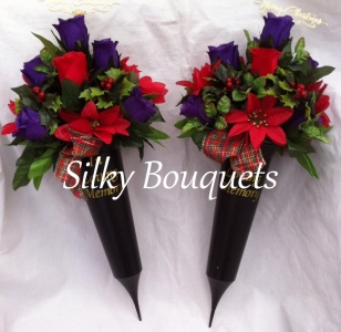 Xmas Spike Pair